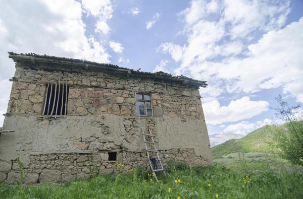 Ovacık'ın toprak evleri azalmaya başladı galerisi resim 8