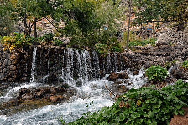 "Munzur Gözeleri" turistlerin gözdesi oldu galerisi resim 1