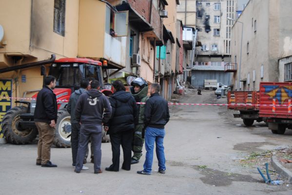 Kadın garsonların kaldığı yere bomba galerisi resim 2