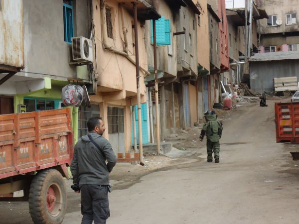 Kadın garsonların kaldığı yere bomba galerisi resim 4