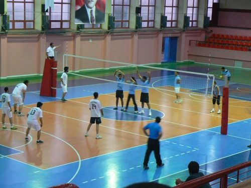 Voleybol Bahar Turnuvası Sona Erdi galerisi resim 1