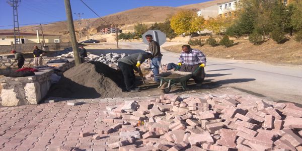 Pertek’te yol çalışmaları devam ediyor galerisi resim 2