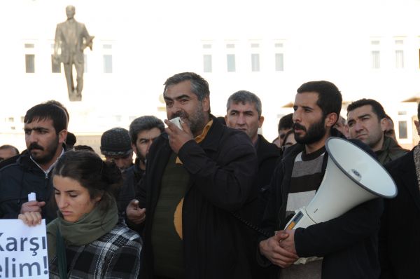 Gözaltılar Protesto Eden Grup, Emniyet Müdürlüğü Ö galerisi resim 3