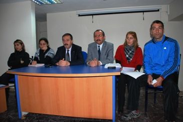 Beden Öğretmenleri Toplantıda Bir araya geldi galerisi resim 1