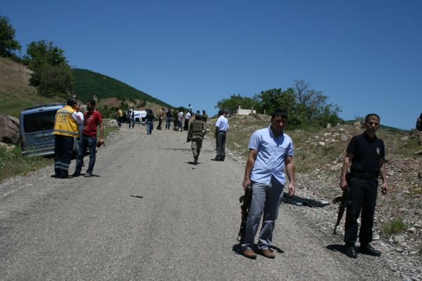 Tunceli'de mayın saldırısı galerisi resim 3