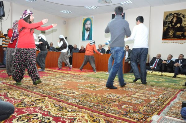 Tunceli Üniversitesi Elazığ Cem Evindeydi galerisi resim 6