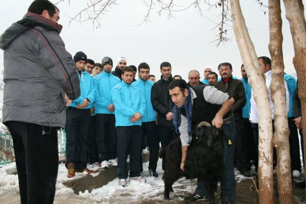 Dersimspor Antalya'ya hareket etti galerisi resim 1