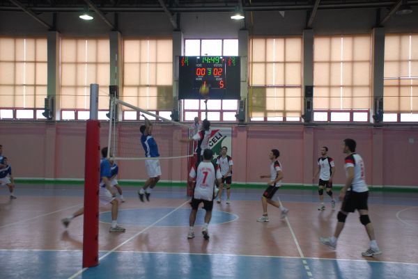 Özel idare voleybol takımı ilk maçını 3-0 kazandı galerisi resim 1