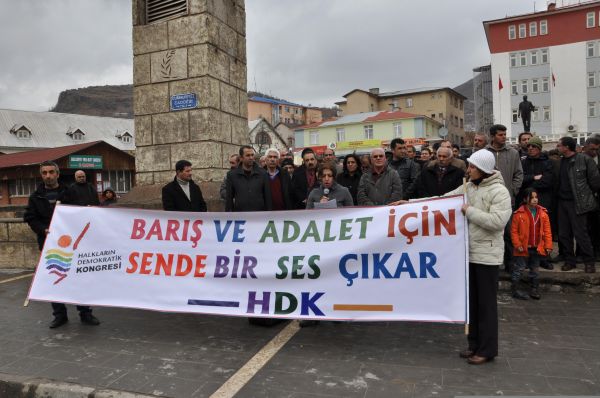 Tunceli'de Adalet ve Barış için, insan zinciri galerisi resim 2