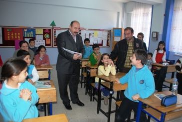 Tunceli’de Öğrenciler Karnelerini Aldı galerisi resim 3