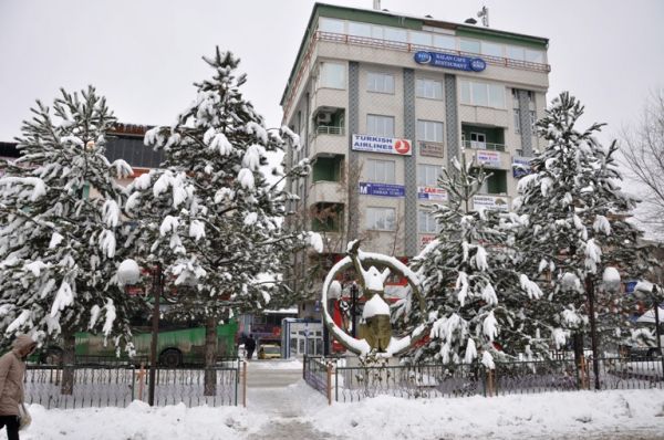 Tunceli'de 150 Köy Yolu Ulaşıma Kapalı galerisi resim 1