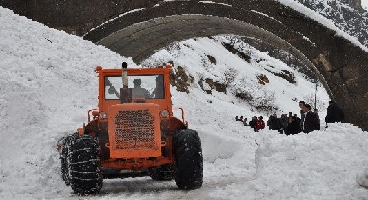 Tunceli-Erzincan Karayolunda Çığ galerisi resim 5