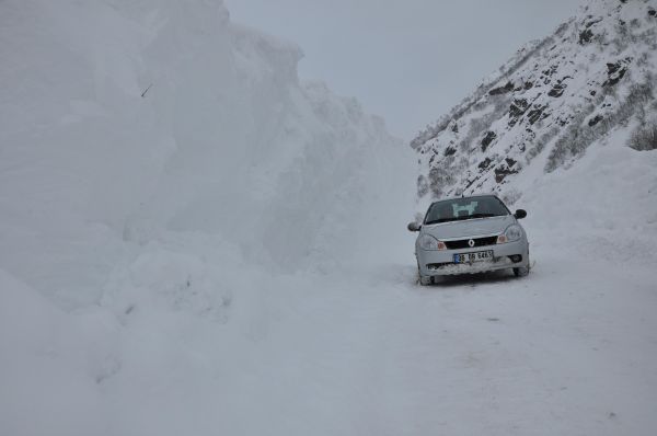 Tunceli'de 233 Köy Yolu Ulaşıma Kapandı galerisi resim 2