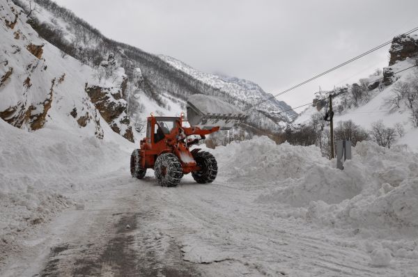 Tunceli’de 216 köy yolu ulaşıma kapalı galerisi resim 1