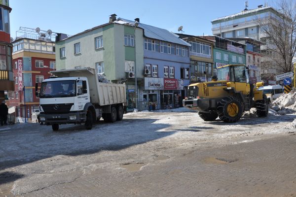 Belediyeden kar temizleme çalışması galerisi resim 1