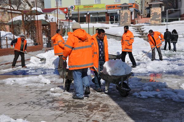 Belediyeden kar temizleme çalışması galerisi resim 4