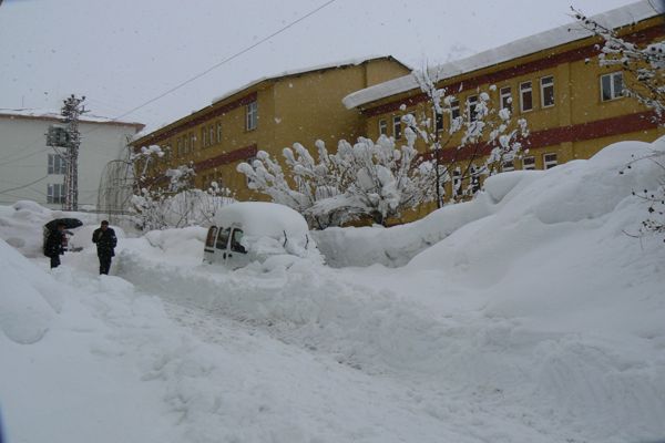 Pülümür’de Yoğun Kar Yağışı galerisi resim 5