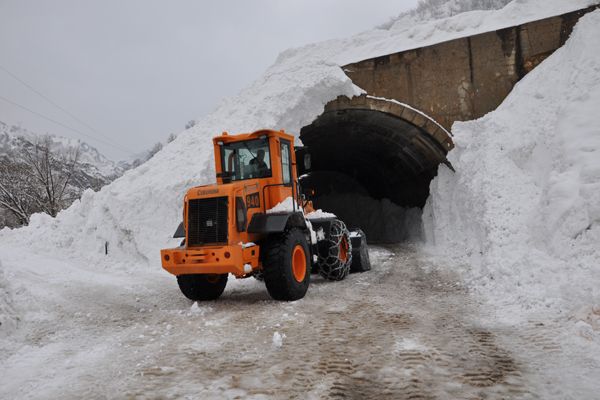 Tunceli'de 164 Köy Yolu Ulaşıma Kapalı galerisi resim 1