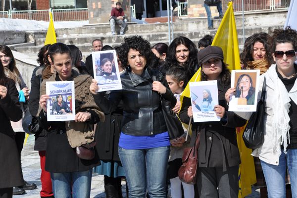Kadınlar Tunceli’de 8 Mart için biraraya geldi galerisi resim 6