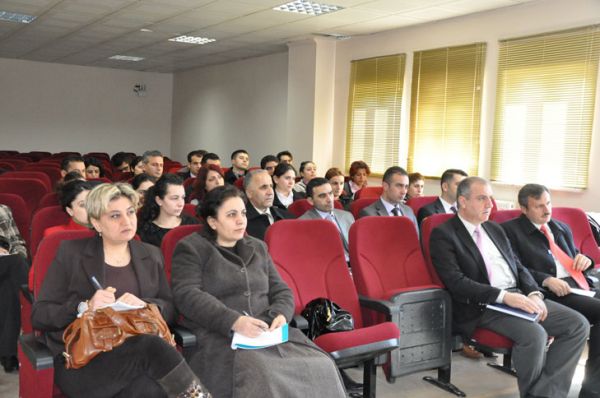 Hizmet İçi Eğitim Seminerine Başladı galerisi resim 2