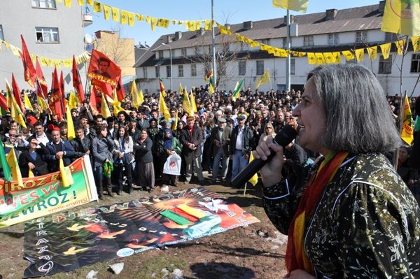 Tunceli'de Nevruz Coşkuyla Kutlandı galerisi resim 4