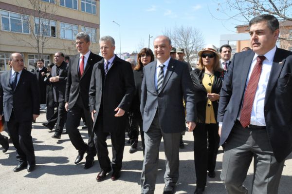 Nevruz Ateşi Üniversite’de Yandı galerisi resim 3