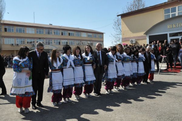 Nevruz Ateşi Üniversite’de Yandı galerisi resim 5