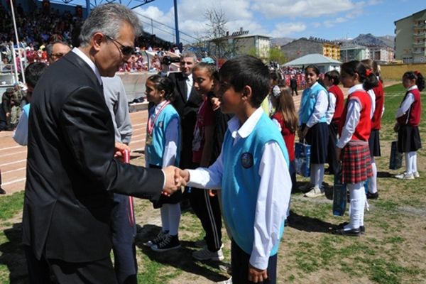 23 Nisan Çocuk Bayramı Tunceli'de Coşkuyla Kutland galerisi resim 6