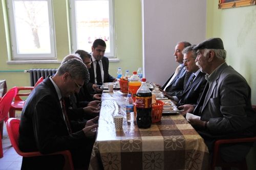 Cemevinde Taziye Ziyareti galerisi resim 5