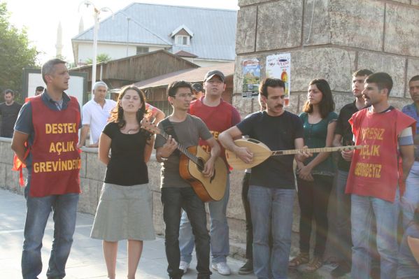 TAYAD’dan basın açıklaması galerisi resim 1