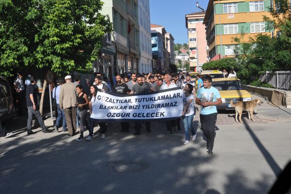 Tunceli’de gözaltılar protesto edildi galerisi resim 2
