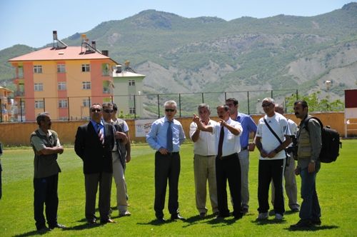 Vali Taşkesen, Stadyumu inceledi galerisi resim 2