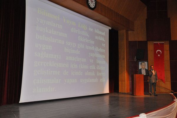 T.Ü.den Akademik personeline konferans galerisi resim 1