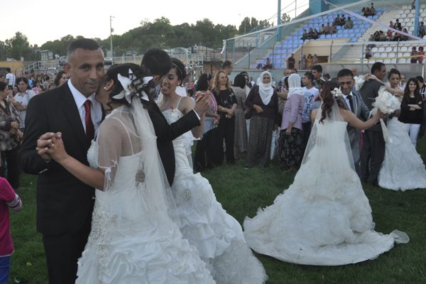 Tunceli'de 40 çifte toplu nikâh kıyıldı galerisi resim 1