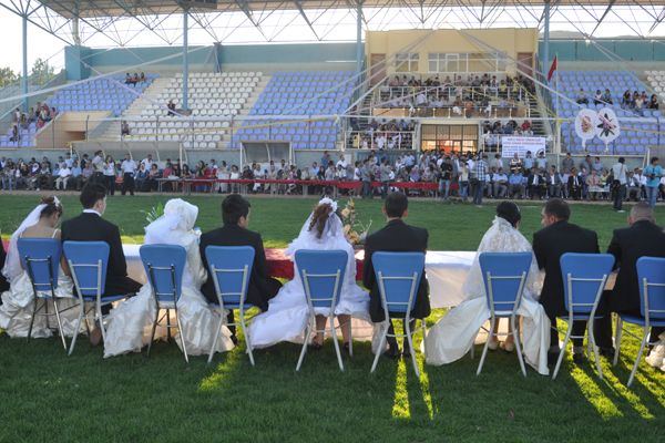 Tunceli'de 40 çifte toplu nikâh kıyıldı galerisi resim 4