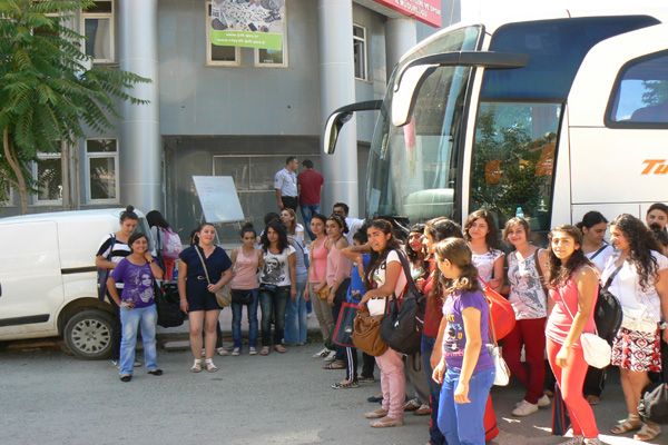 Tunceli gençlerini geziye gönderiyor galerisi resim 6