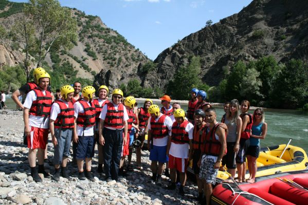 Munzur'da Rafting Keyfi galerisi resim 1