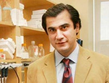 Profesör Dr. Murat Günel, Bahçeşehir Üniversitesi Rektörü Prof. Dr. Yılmaz Esmer'e göre Nobel Ödülü'nün en güçlü adayı