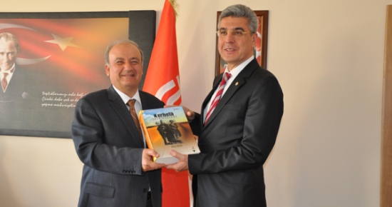 Hayati Yılmaz’dan Rektör Boztuğ’a Veda Ziyareti