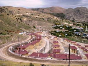 Tunceli’de milletvekiline konut tepkisi