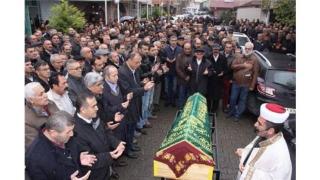 Kılıçdaroğlu'nun Kayınvalidesine Cemevinde tören düzenlendi