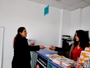 Dersim kadın Platformu, bildiri dağıttı