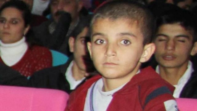 Çöken tuvaletin altında kalan çocuk öldü