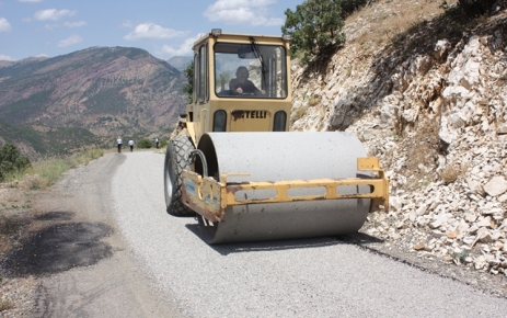 Özel İdare yol yapım çalışması