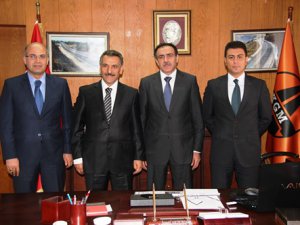 Vali Kaymak'tan KGM Elazığ 8. Bölge Müdürlüğü Ziyareti