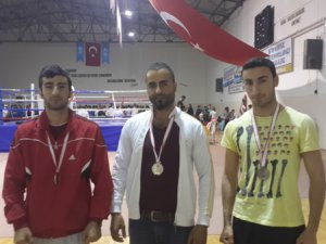 KİCK-BOKSTA BÜYÜK BAŞARI