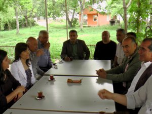 HDP Adaylarının Kurum ziyaretleri devam ediyor