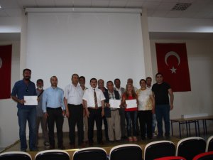 Arıcılara Kurs Sonunda Sertifikaları Verildi