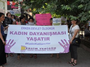 Kadınlar, kadına yönelik şiddeti protesto etti