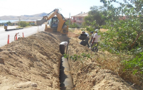 Pertek’te kanalizasyon çalışması